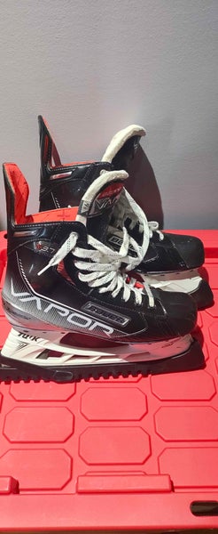Bauer Vapor X3.7 Hockey Skates Regular Width 9.5 (Used)