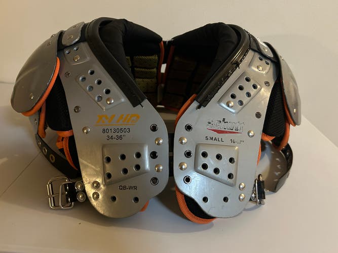 Small Adult Schutt XV HD Shoulder Pads (Used)