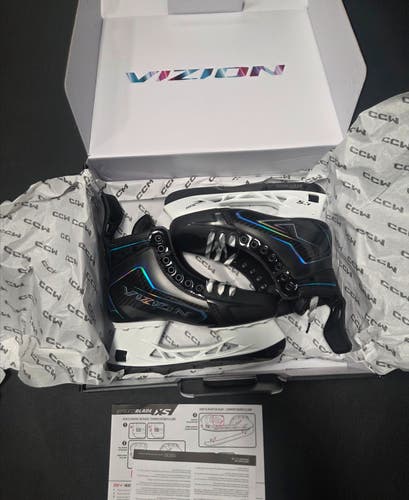 2026 CCM Vizion Hockey Senior Skates Regular Width 8.5 New