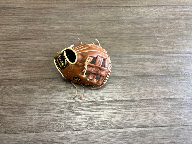 Buckler 10" Training Mitt