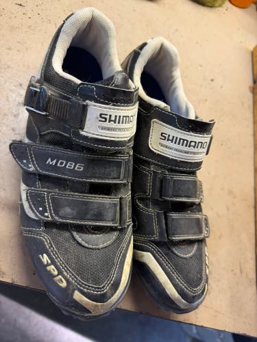 Men's Size 11 Shimano Bike Shoes (Used)