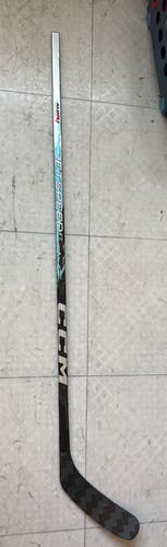 Intermediate CCM FT9 Pro Left Hand Hockey Stick P28 65 Flex (Used)