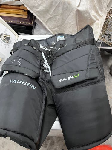 Senior Large 2023 Vaughn Ventus SLR4 Hockey Goalie Pants (New)
