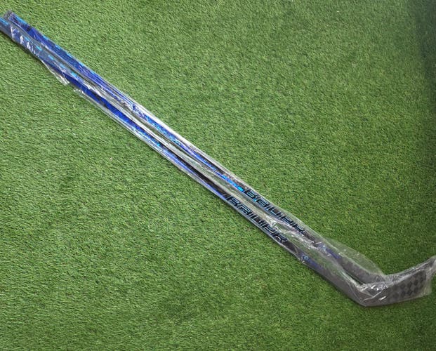 Senior Bauer Twitch Right Handed Hockey Stick P28 77 Flex Pro Stock (New)