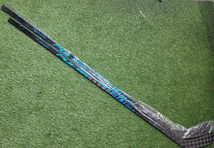 2 Pack-Bauer Pulse Right Handed Hockey Stick P28 102 Flex Pro Stock (New)