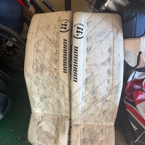 34" Warrior Ritual G4 Goalie Leg Pads (Used)