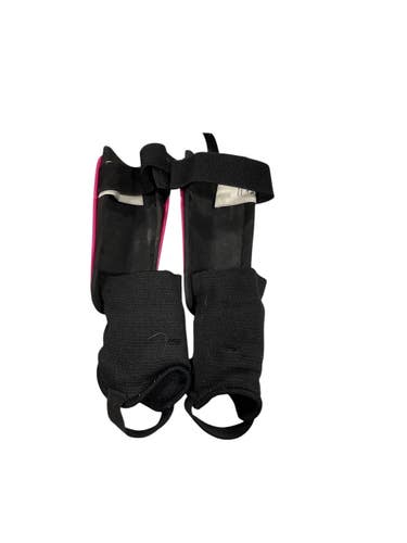 Used Soccer Shin Guards Junior Pink XS 11847-S000036969