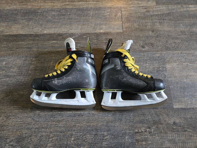 Graf Supra G7035 Hockey Skates Regular Width Size 3.5 (Used)