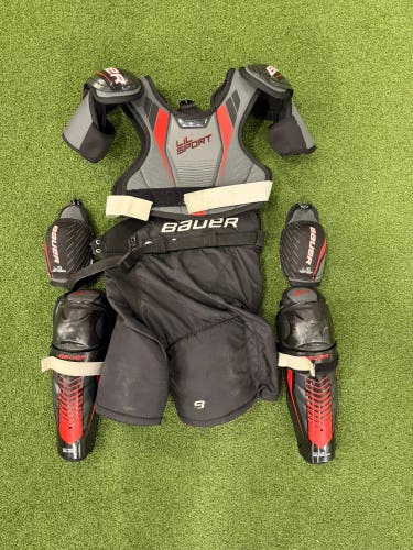 Bauer Lil' Sport Hockey Starter Kit | Youth Large