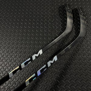 *NEW* Senior CCM JetSpeed FT8 Pro Right Handed Hockey Stick P28 85 Flex (New)