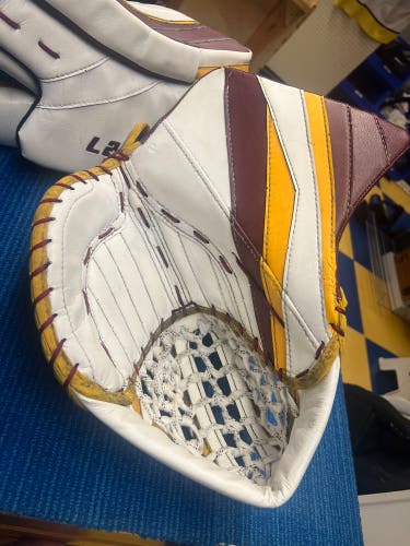 True L20.2 Pro Regular Clean/ new lace/ closes great
