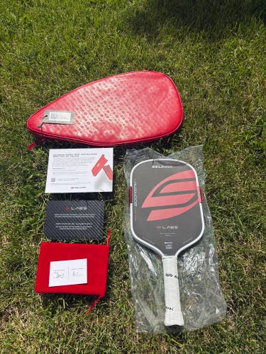 Selkirk Labs Project Boomstick
Elongated Pickleball Paddle 16mm