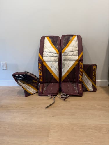 33" +2 CCM EFlex 5 Regular Goalie Full Set (Used)