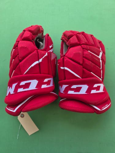 Red Senior CCM JetSpeed FT390 Gloves 15"