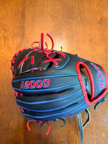 Wilson A2000 RH Infield Baseball Glove 11" PFX2 (Used)