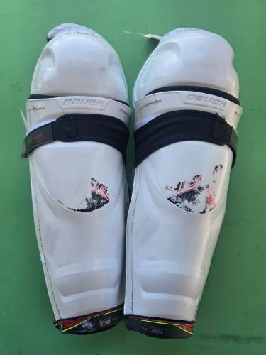 Intermediate Bauer Vapor Flypro Shin Pads 14"
