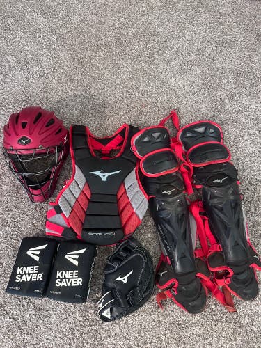 Youth Mizuno Samurai Catcher's Combo (Used)