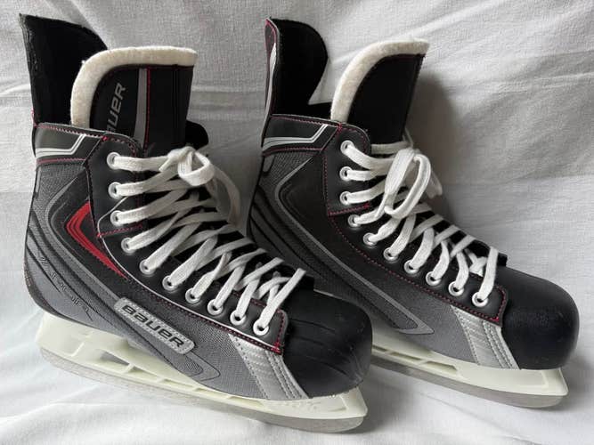 Black Bauer Vapor X30 Hockey Skates Regular Width 12.5 (Used)