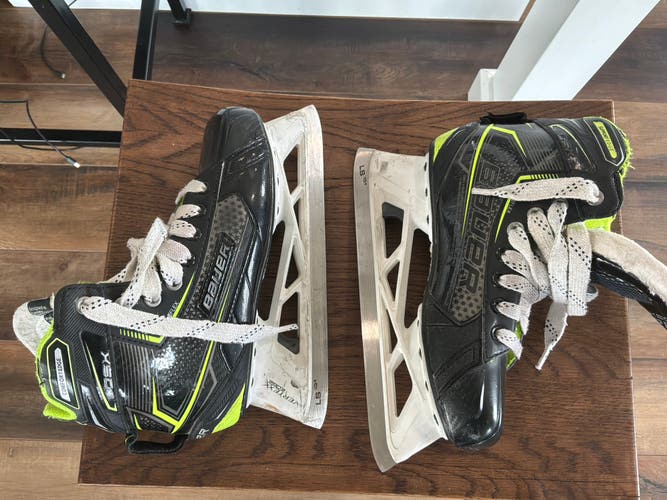 2021 Bauer GSX Hockey Goalie Skates Regular Width 5.5 (Used)