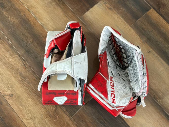 Bauer M5 Pro Regular (Used) Int Red and White