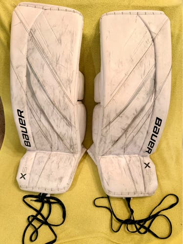 32" Bauer Vapor X5 Pro Goalie Leg Pads Intermediate Large white (Used)