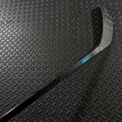 *NEW* SR. CCM Vizion Right Handed Hockey Stick P28+1/4 75 Flex (New)