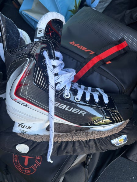 Bauer Vapor XLTX Pro Hockey Skates Regular Width 8.5 (Used)