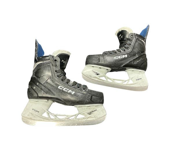 Used CCM NEXT Junior Hockey Skate Junior 03 11873-S000236392