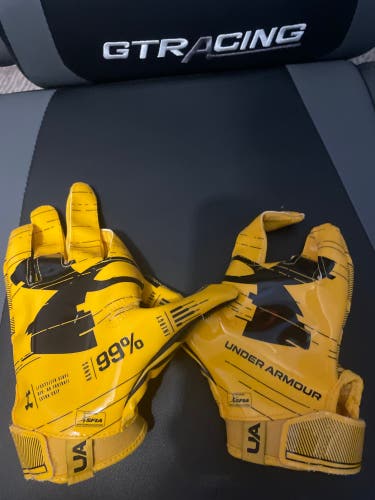 Yellow Medium Adult Under Armour F8 Gloves (New)