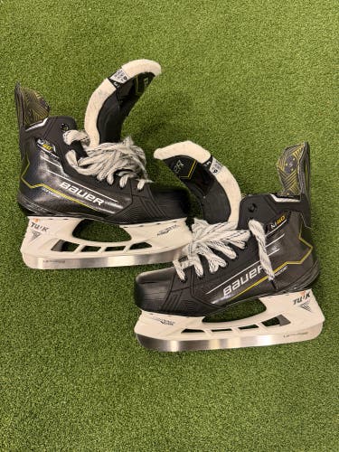 Intermediate Bauer Supreme M40 Hockey Skates 6.5 (Used)