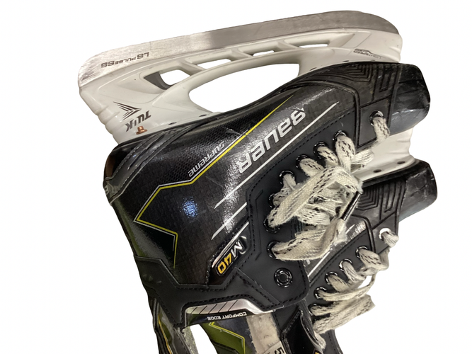Used Bauer M40 SUPREME Senior Hockey Skate Senior 5.5 11613-S000185835