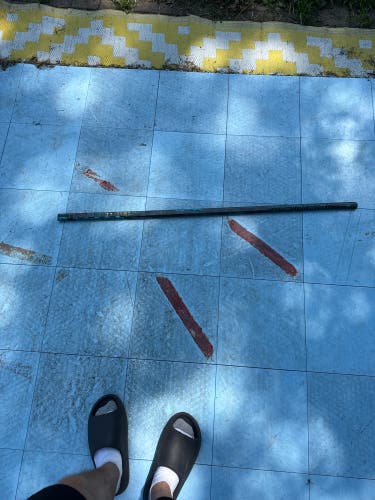 BROKEN Junior Bauer Twitch Right Handed Hockey Stick P92 40 Flex (Used)