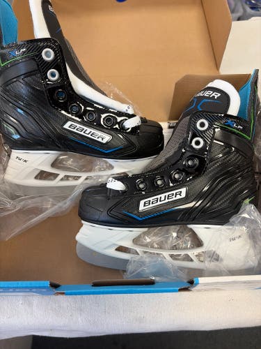 Black Bauer XLP Hockey Skates Regular Width 11 (New)