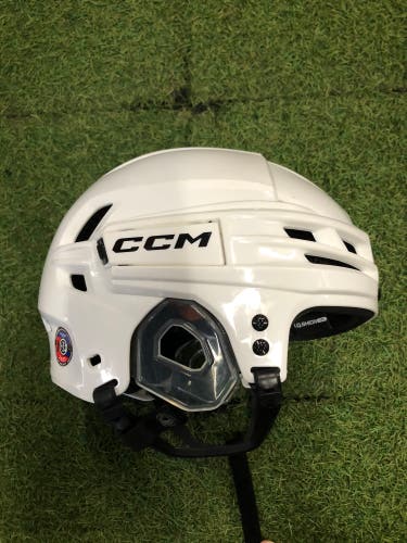 Medium CCM Tacks 720 Helmet (Used)