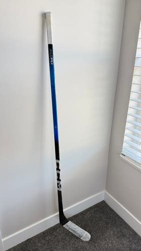 Intermediate CCM JetSpeed FT8 Pro Left Hand Hockey Stick P29 65 Flex (Used)