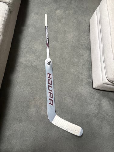 Senior Bauer Vapor X5 Pro Regular Goalie Stick 27" Paddle (Used)
