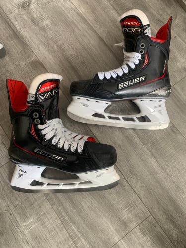 Bauer S21 Vapor Velocity (SMU) Hockey Skates Regular Width Size 6 (Used)