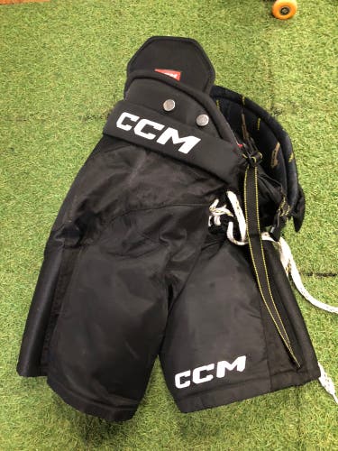 Junior Medium CCM Tacks AS 580 Hockey Pants (Used)