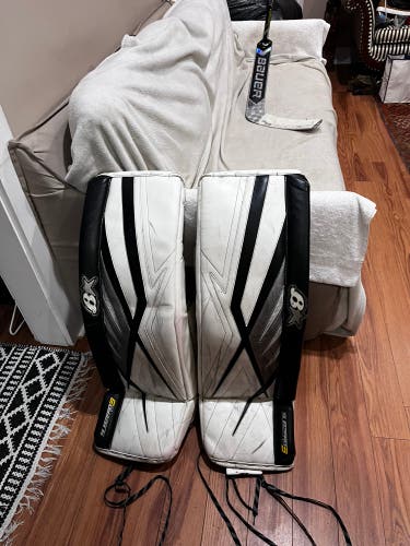 34" Brian's SubZero Pro 3 goalie set. Leg pads, blocker, and catch glove.
