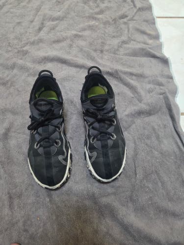 Black Unisex 6Y (Big Kids / Youth) Youth Nike Future Field Shoes (Used)
