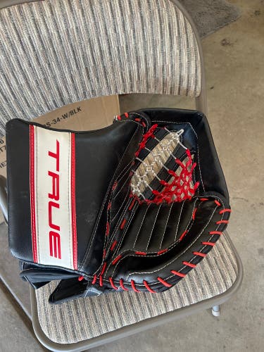 2024 True L87 Regular (New) Used a couple skates