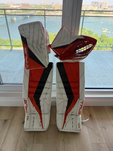 33" True Catalyst Px3 Regular Goalie Full Set (Used)