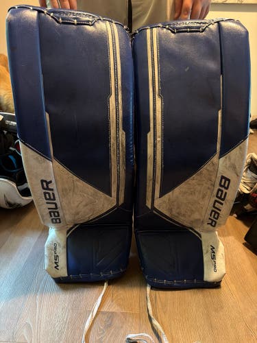 30" Bauer Supreme M5 Pro Goalie Leg Pads (Used)