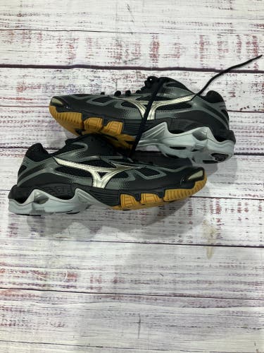 Black Women's Mizuno Fitness Shoes Size 9.5 (New)