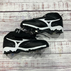 Black Men's Mizuno 9-Spike Metal Cleats- Size 7.5 (New)
