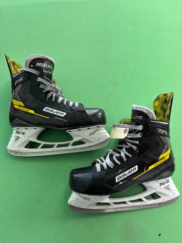 Senior Bauer Supreme M3 Hockey Skates Regular Width 9