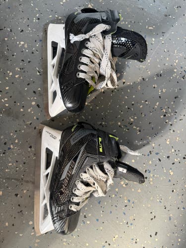 2024 Bauer Elite Hockey Goalie Skates Regular Width Size 2 (Used)