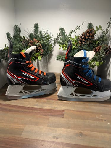 CCM JetSpeed FT340 Hockey Skates