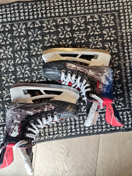 Bauer Vapor 5x Pro Hockey Skates Regular Width Size 2 (Used)