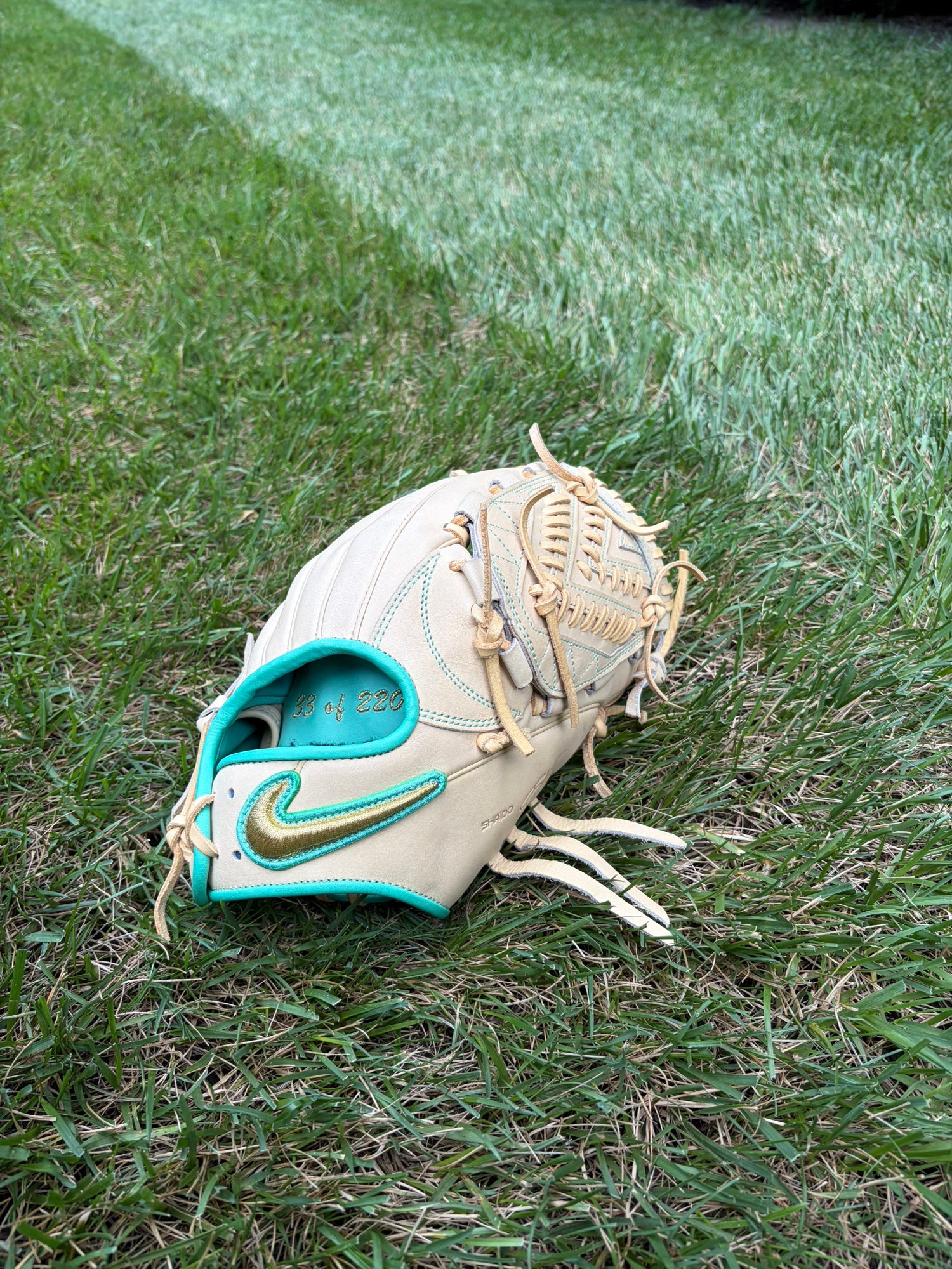 Used & Clearance Nike Shado Elite J Gloves at SidelineSwap
